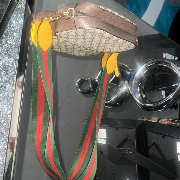 GUCCI CROSSBODY - Picture 7 of 17